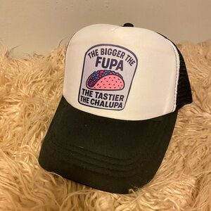 #173 Black and White Trucker Hat